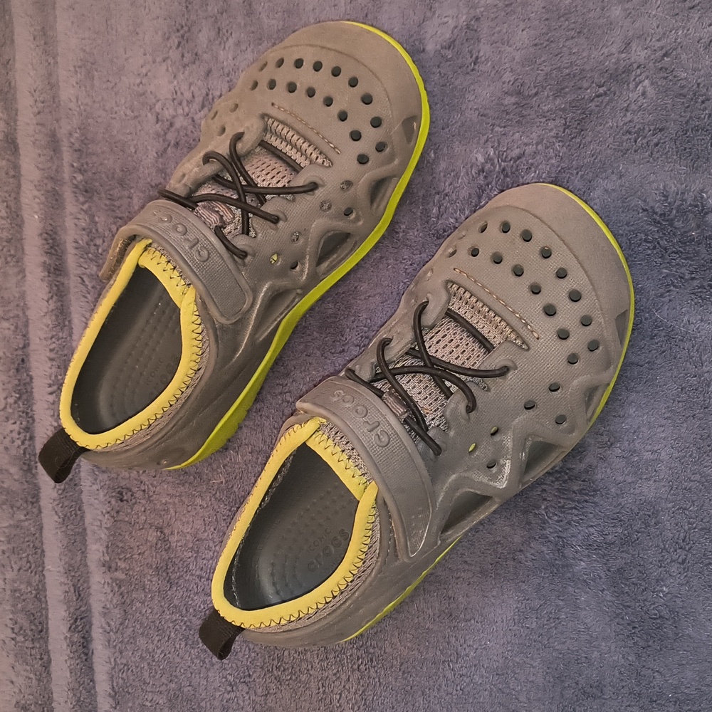Crocs Kids' Gray and Yellow Casual Sport Clog